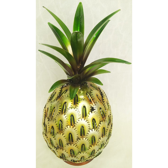 Bright Metal Pineapple Decor With Leaves