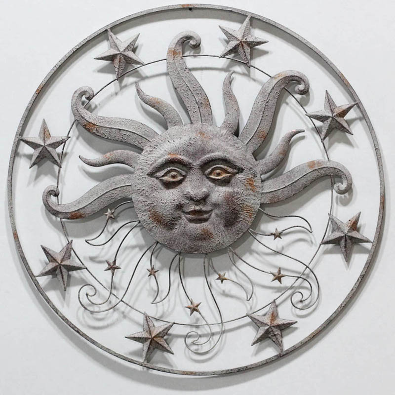Ant. grey metal sunface wall decor with star around the edge