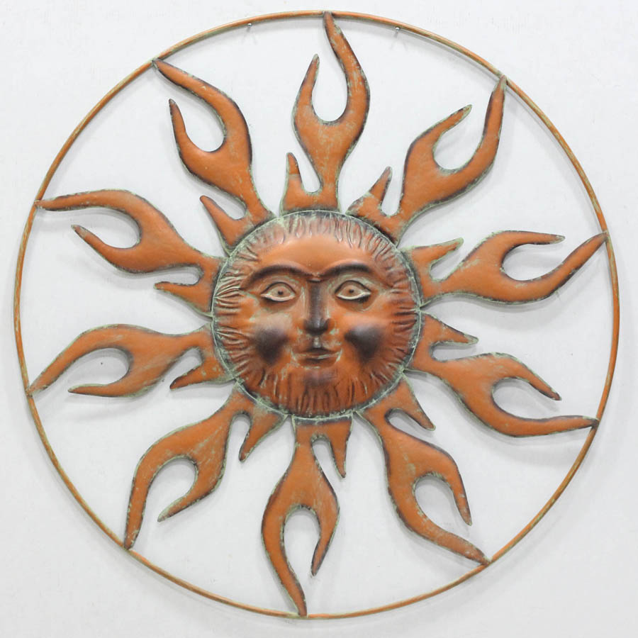 Rusty sunface wall decor