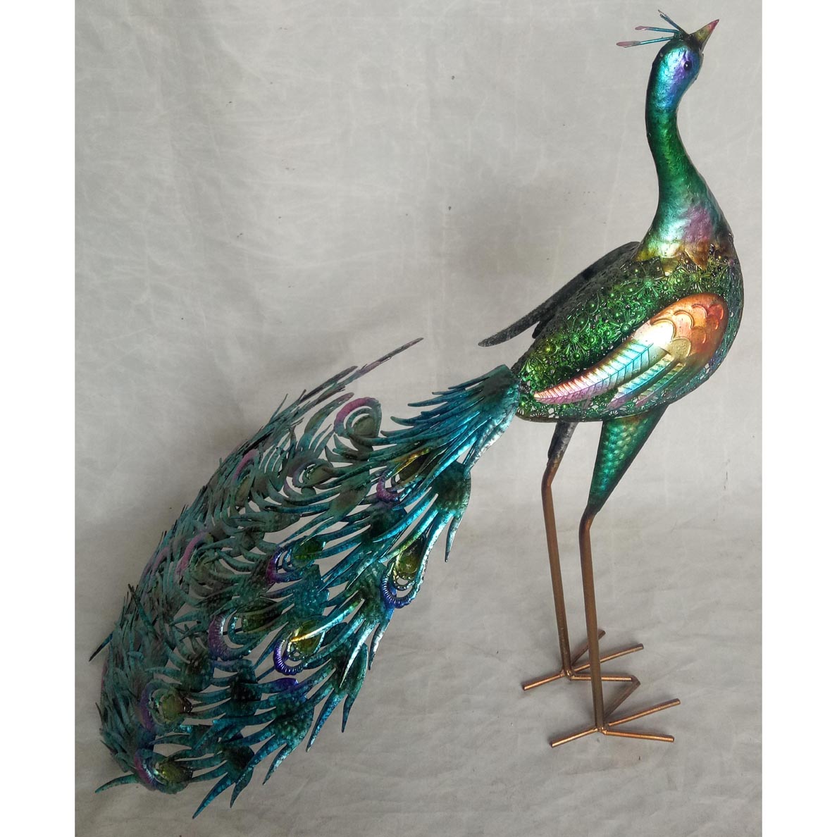 Hand-made metal garden decor peacock ornament