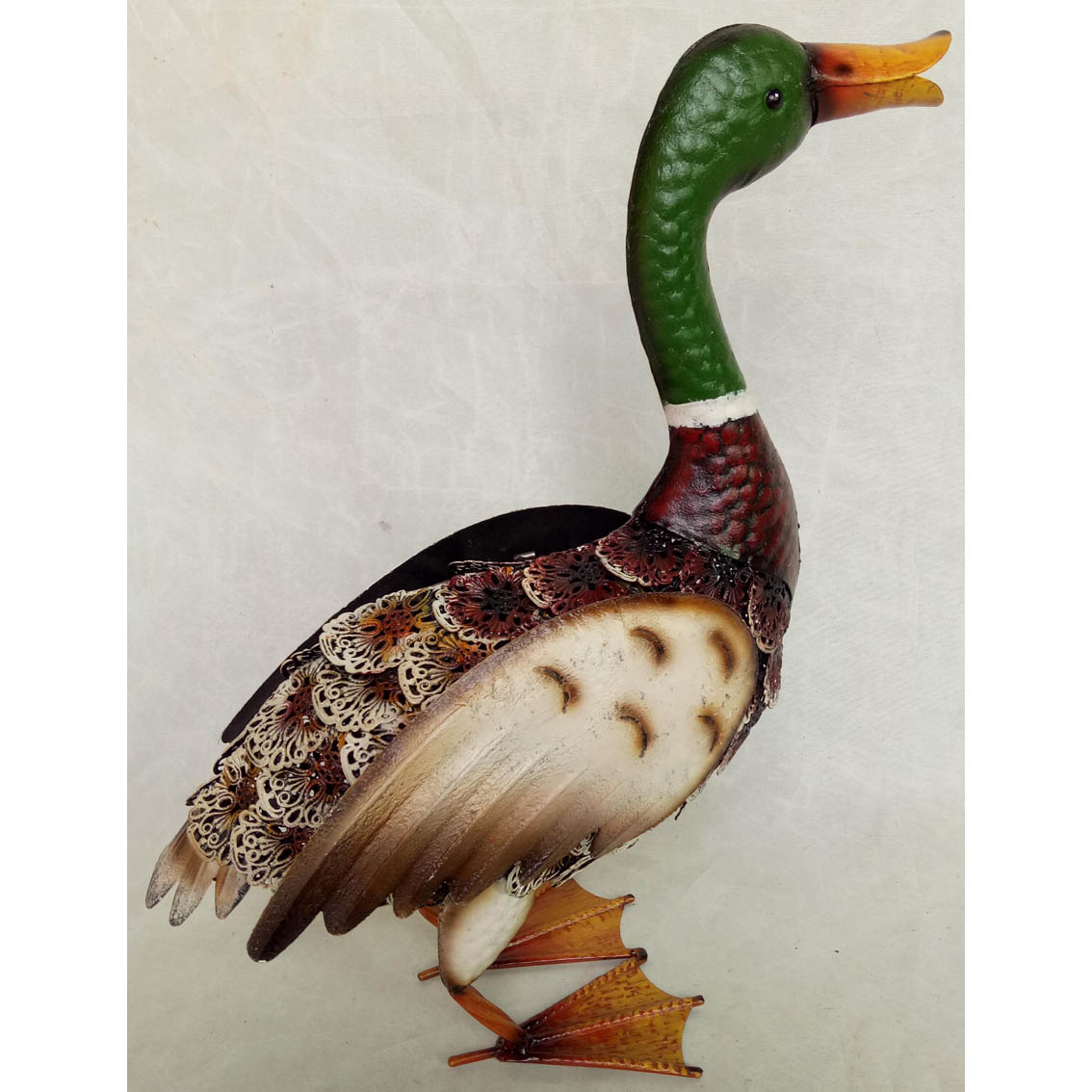 Hand-made metal garden decor duck ornament 