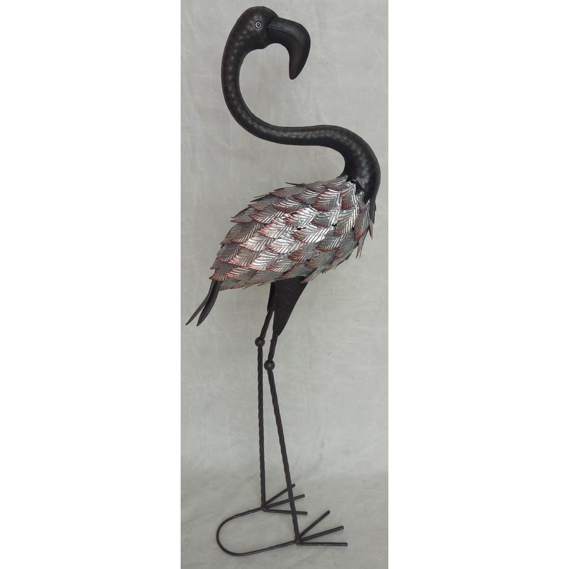 Hand-made metal garden decor flamingo ornament