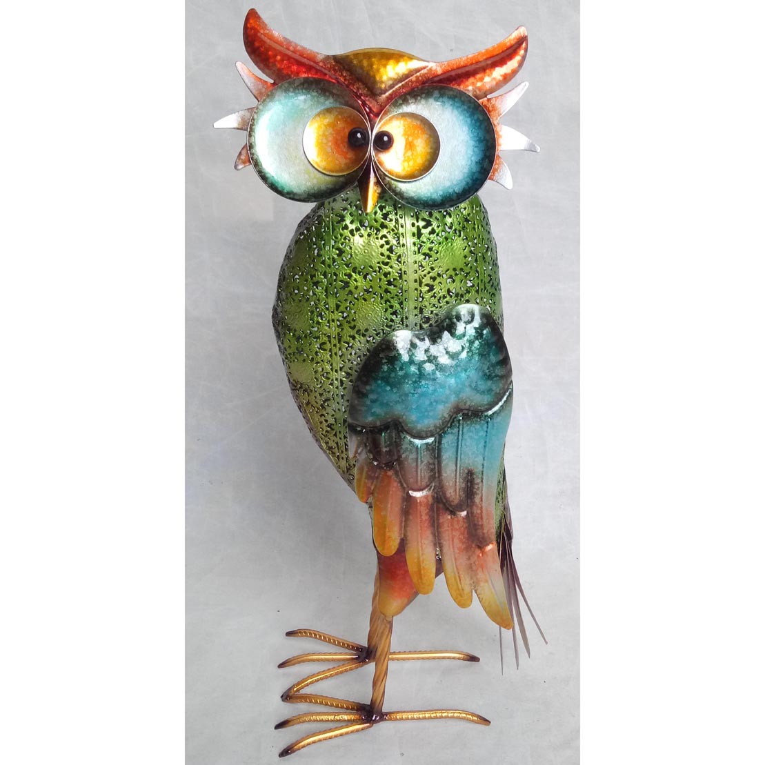 Hand-made metal garden decor owl ornament