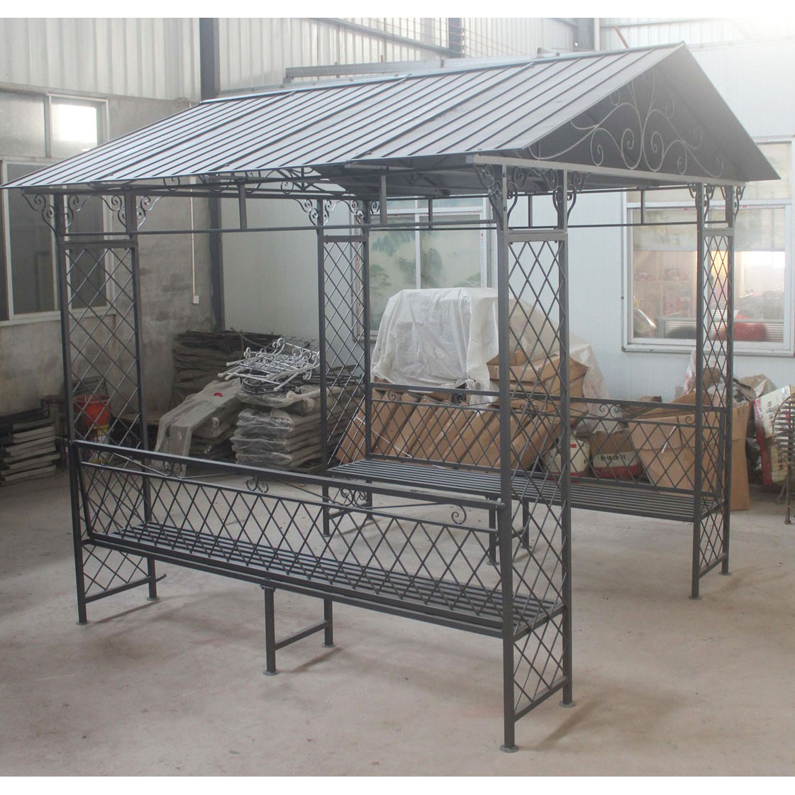 Square metal mongolian yurt with metal roof & benches